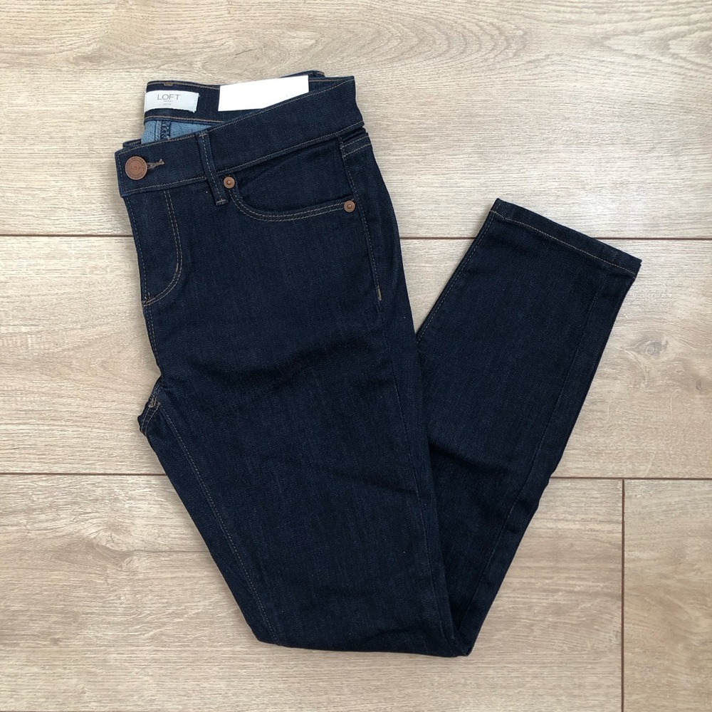 Size 2P LOFT Modern Skinny Jeans